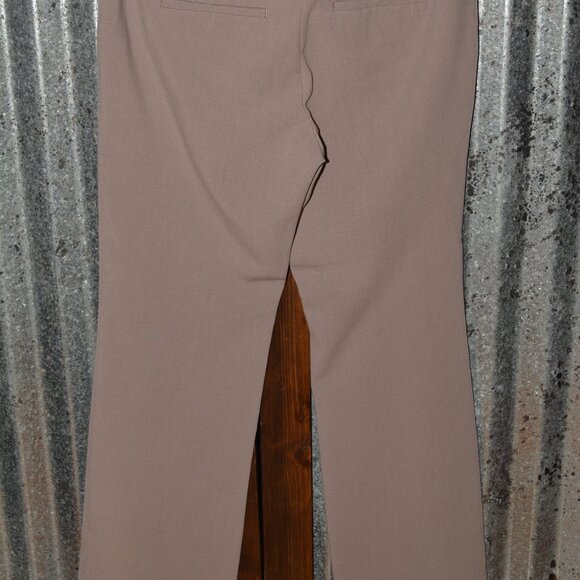 Ann Taylor Tan Dress Pants Sz 4P Petite Signature Collection - Picture 2 of 3